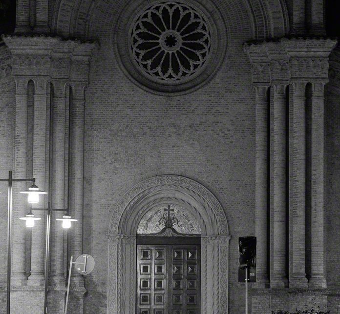 Il Sacro cuore, di notte…